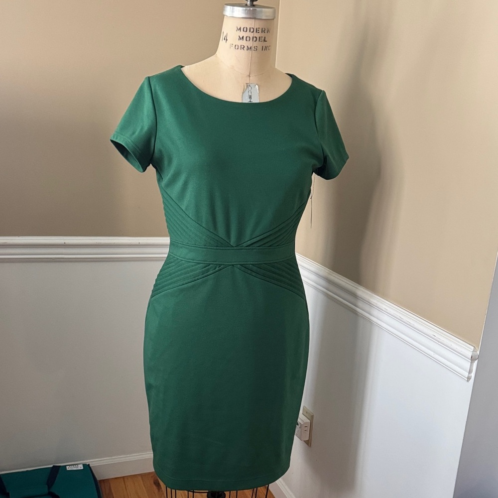 Ellen Tracy Forest Green Midi Dress